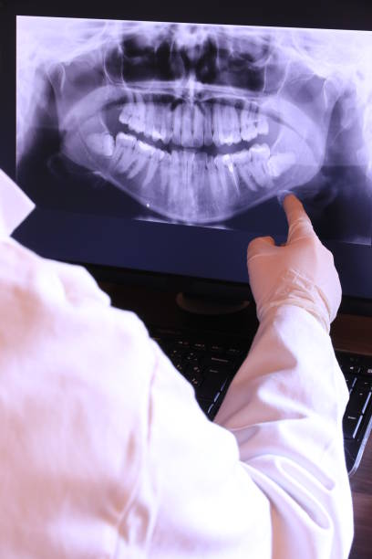 Best Emergency Dentist for Knocked-Out Tooth in Naval Academy, MD