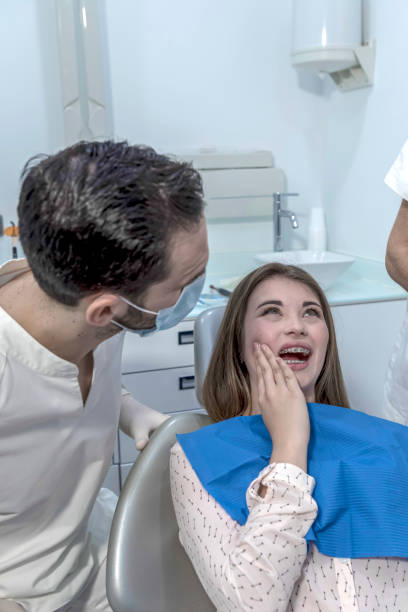 Best Holiday Emergency Dentist in Naval Academy, MD